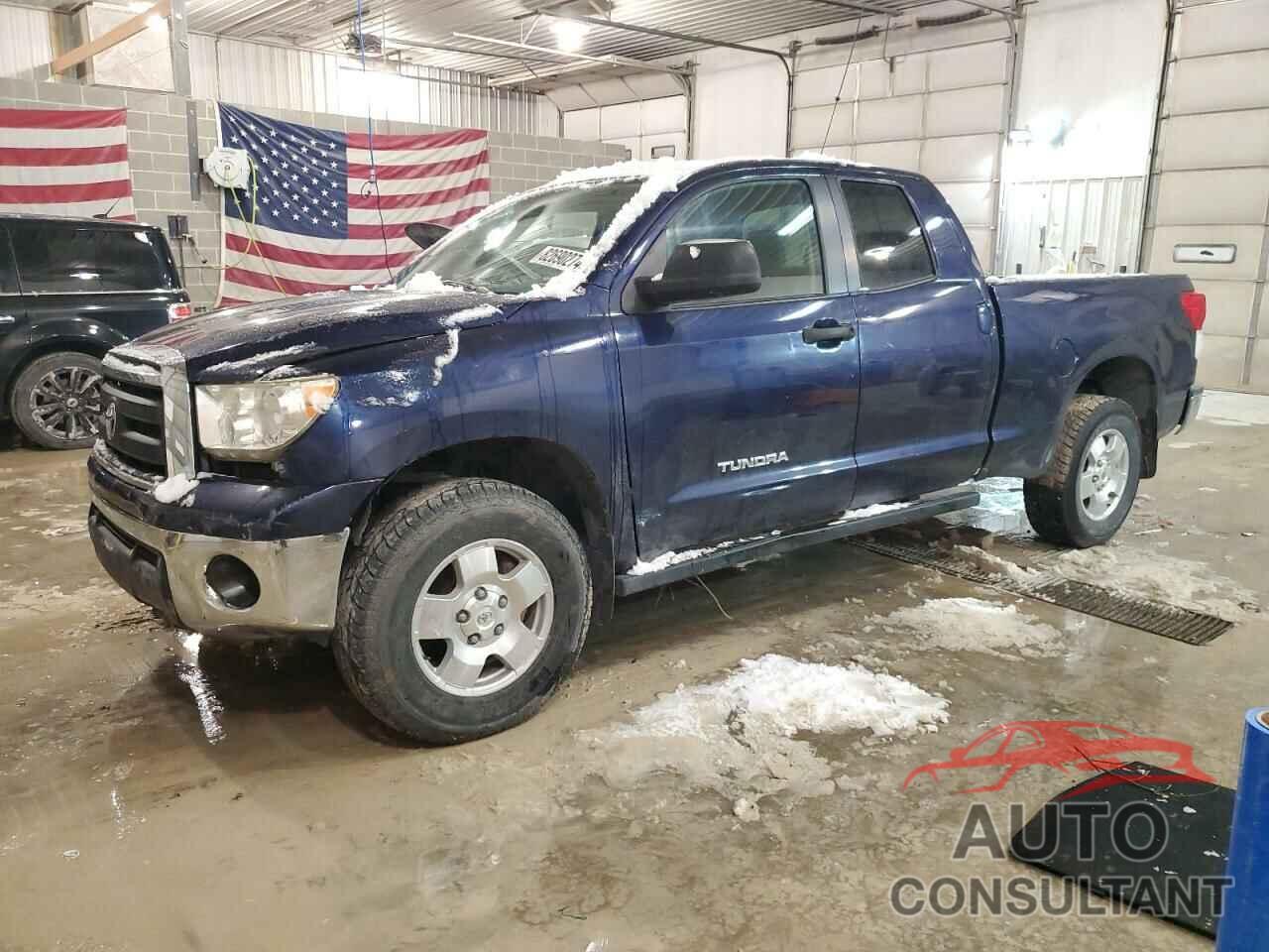 TOYOTA TUNDRA 2010 - 5TFUM5F19AX012577