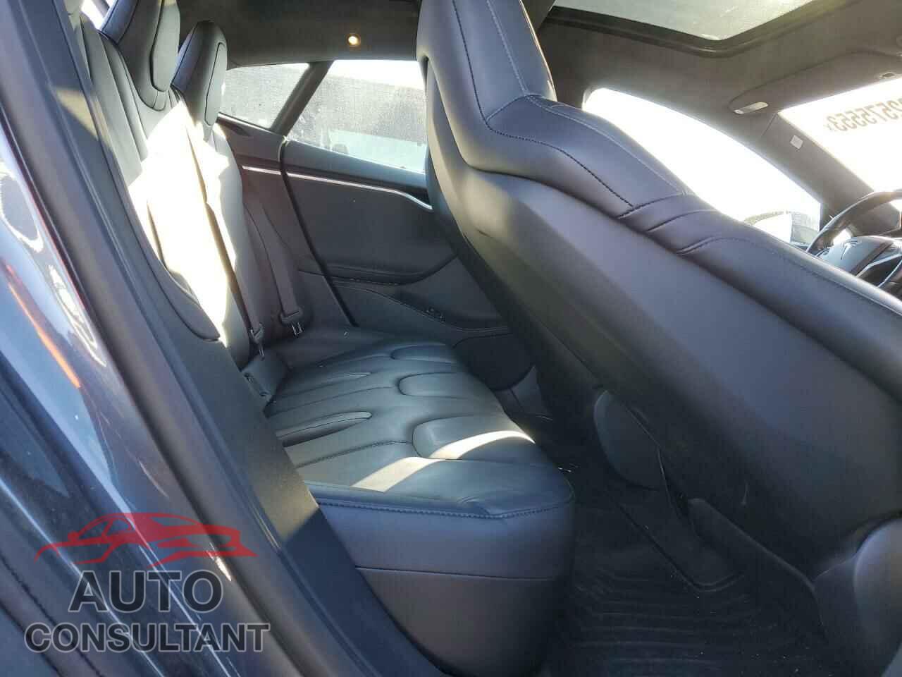 TESLA MODEL S 2016 - 5YJSA1E46GF136264