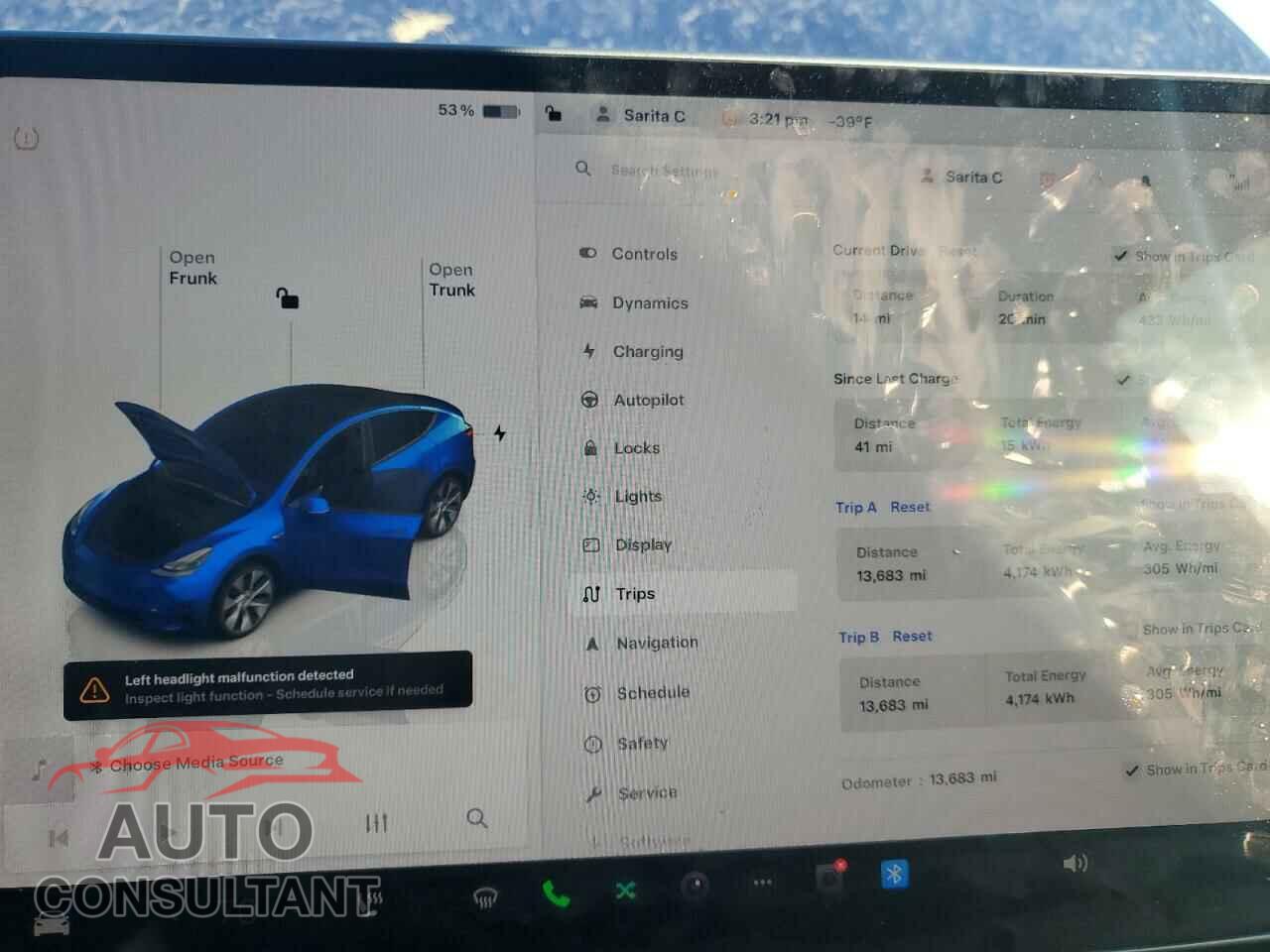 TESLA MODEL Y 2024 - 7SAYGDEE4RF982465