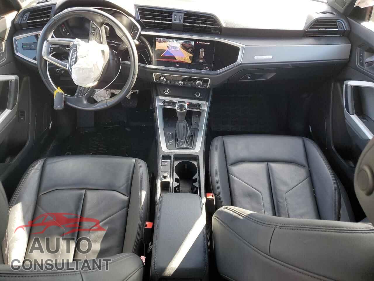 AUDI Q3 2021 - WA1EECF3XM1152209