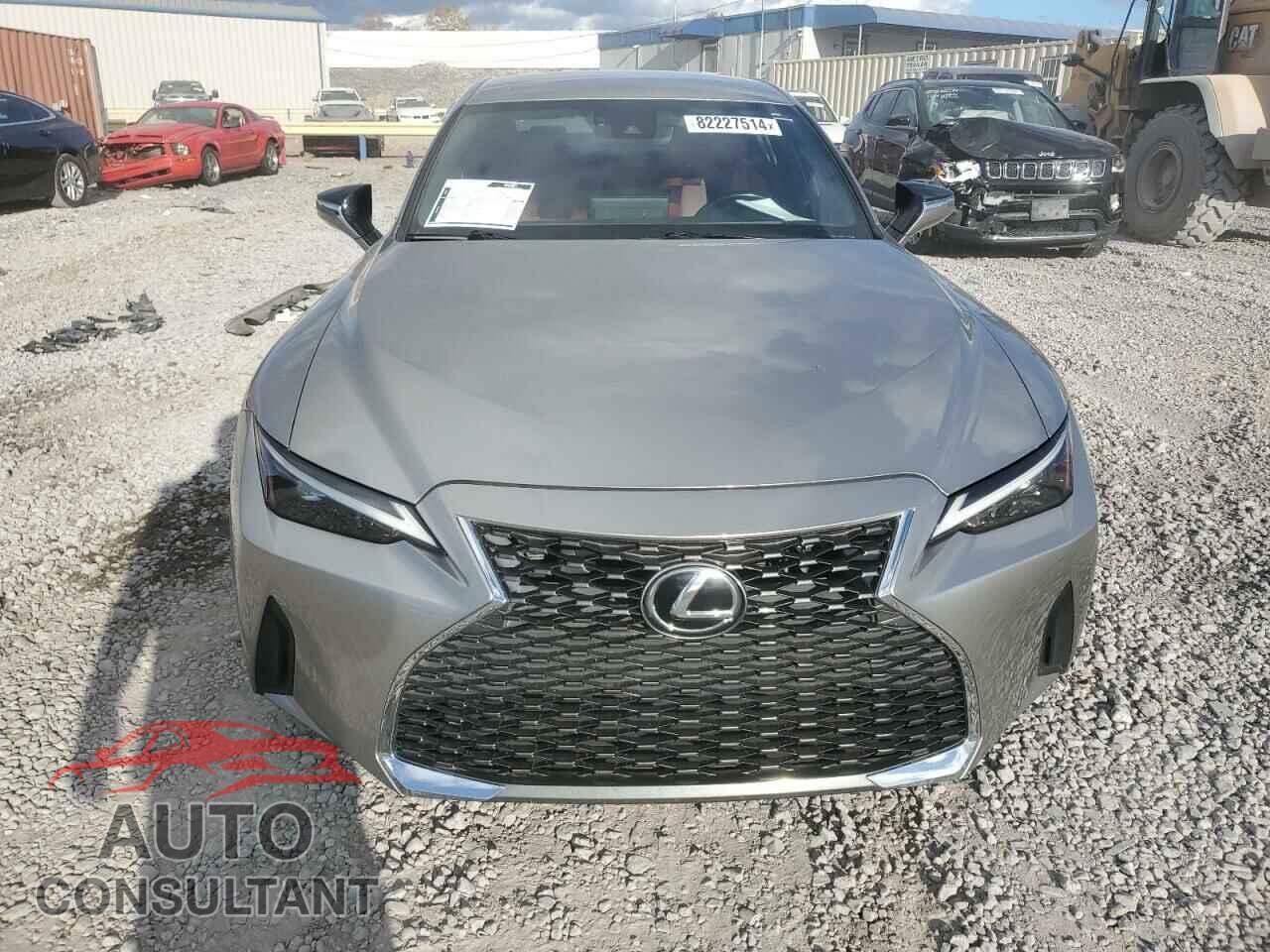 LEXUS IS 2021 - JTHAA1D24M5113749