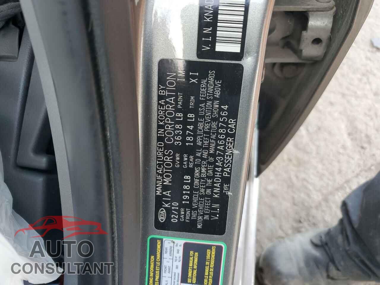 KIA RIO 2010 - KNADH4A37A6687564
