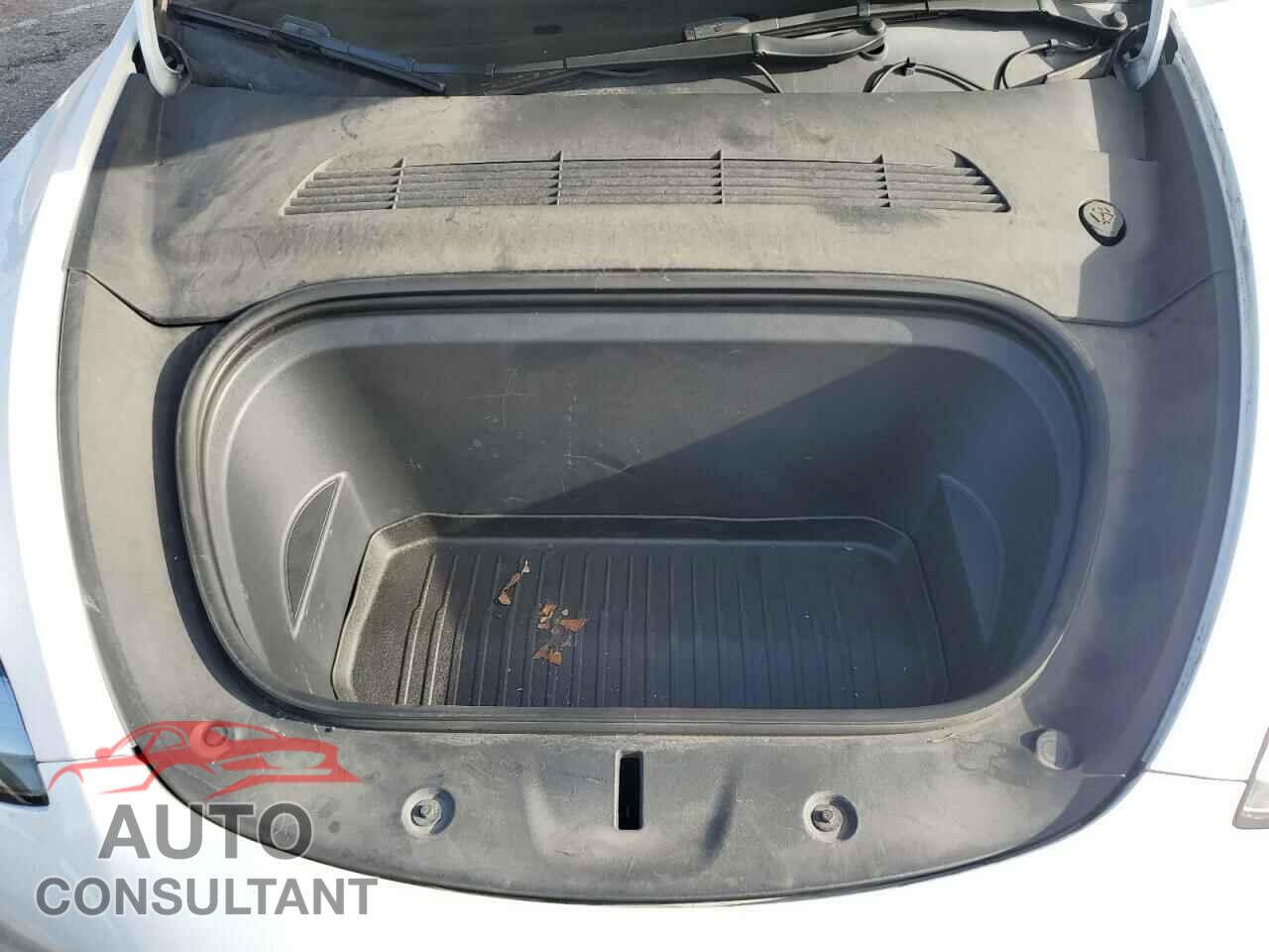 TESLA MODEL Y 2021 - 5YJYGDEE3MF293815