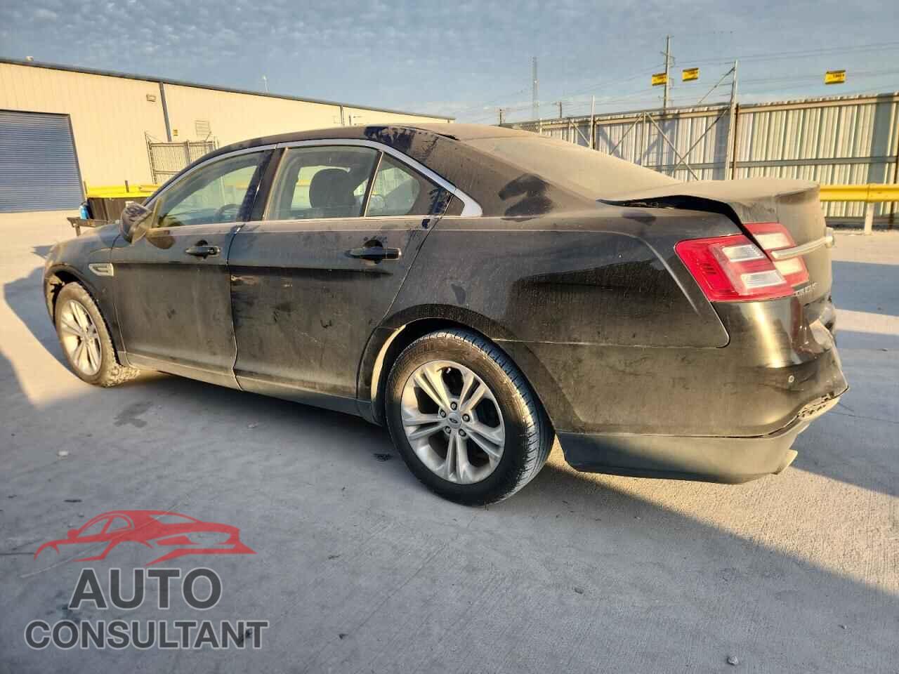 FORD TAURUS 2015 - 1FAHP2H80FG194541