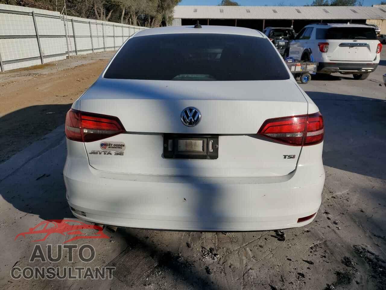 VOLKSWAGEN JETTA 2017 - 3VWDB7AJ5HM335403