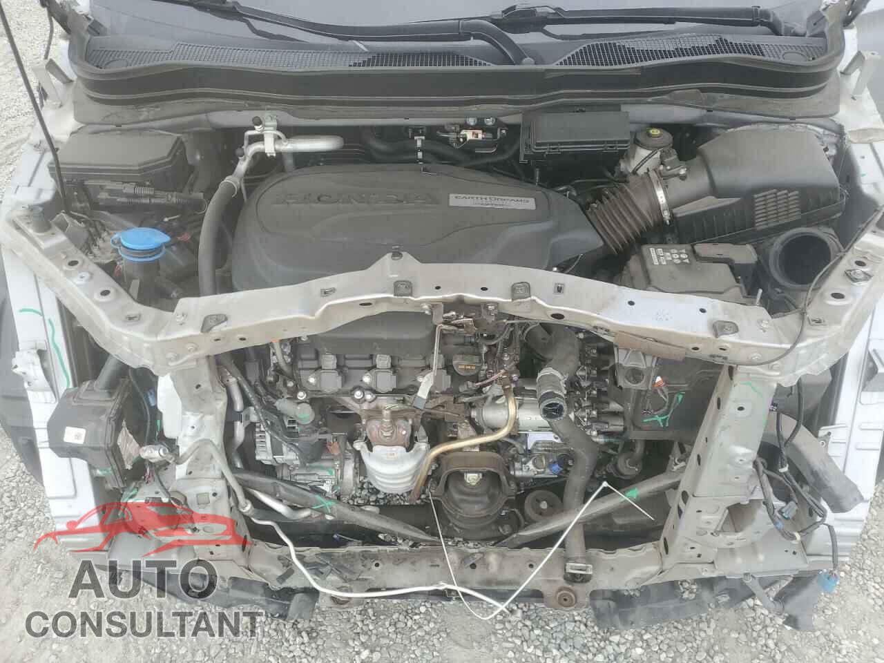 HONDA PILOT 2018 - 5FNYF5H34JB021546