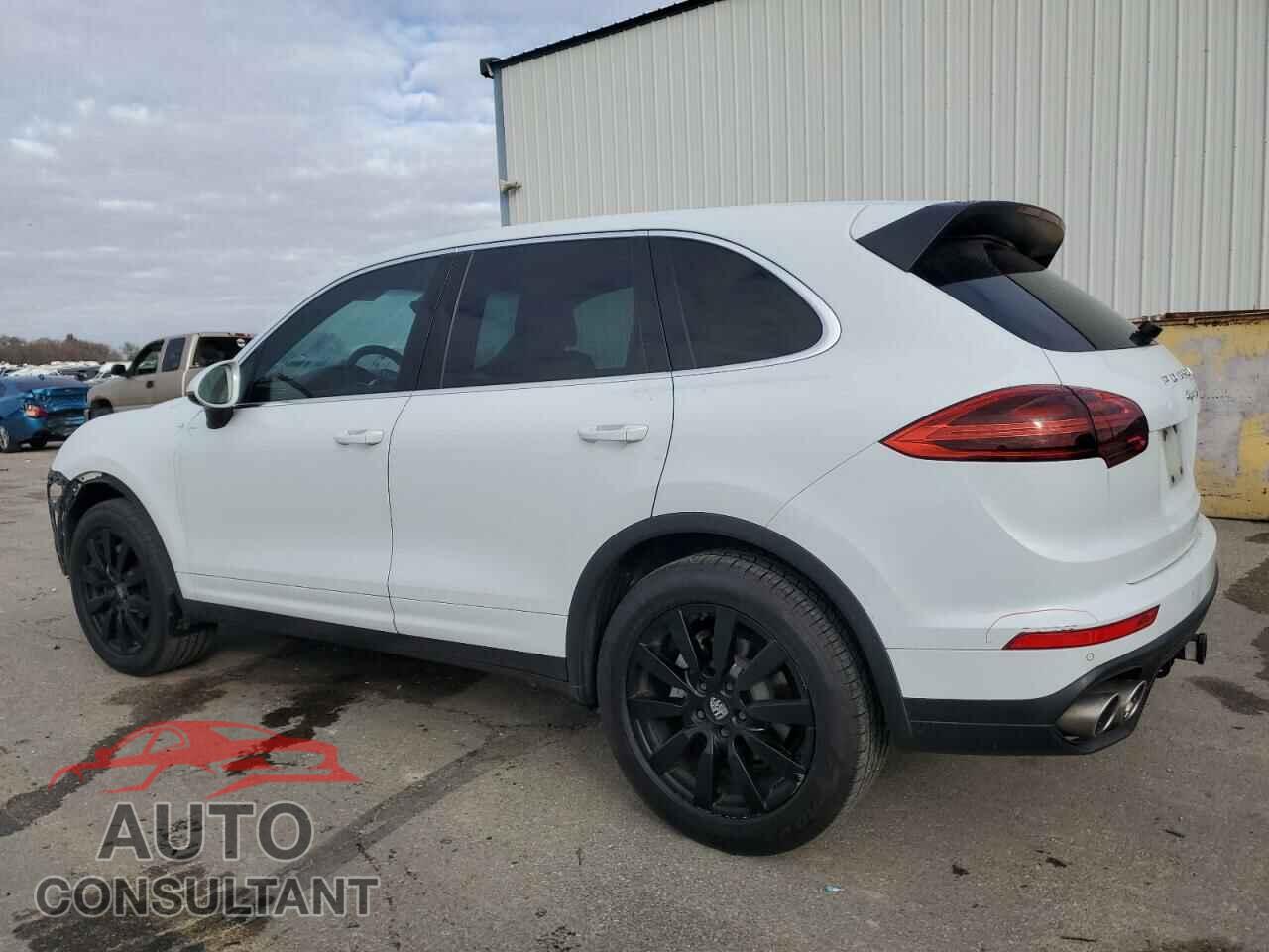 PORSCHE CAYENNE 2015 - WP1AB2A23FLA56174
