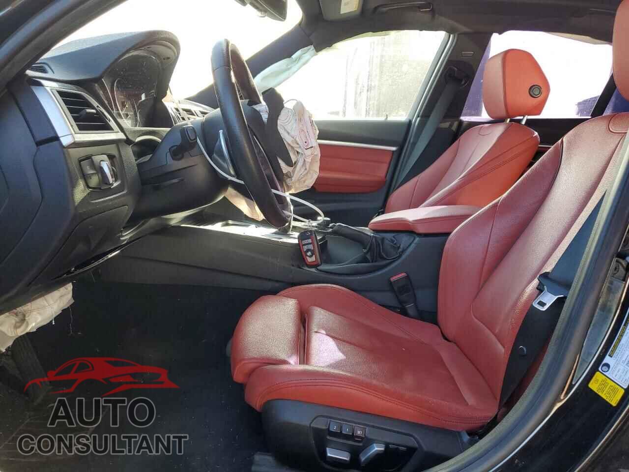 BMW 3 SERIES 2017 - WBA8B9C36HK885308