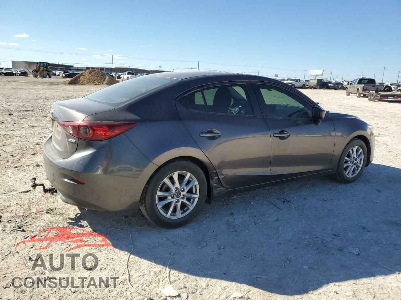 MAZDA 3 2018 - 3MZBN1U77JM243940