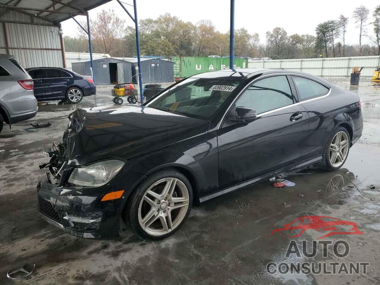 MERCEDES-BENZ C-CLASS 2012 - WDDGJ4HB1CF813086