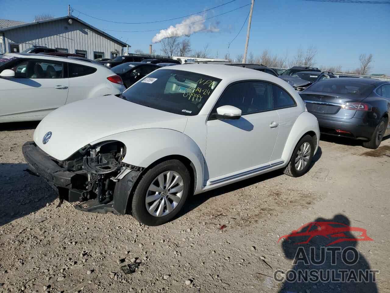 VOLKSWAGEN BEETLE 2019 - 3VWFD7AT1KM709999