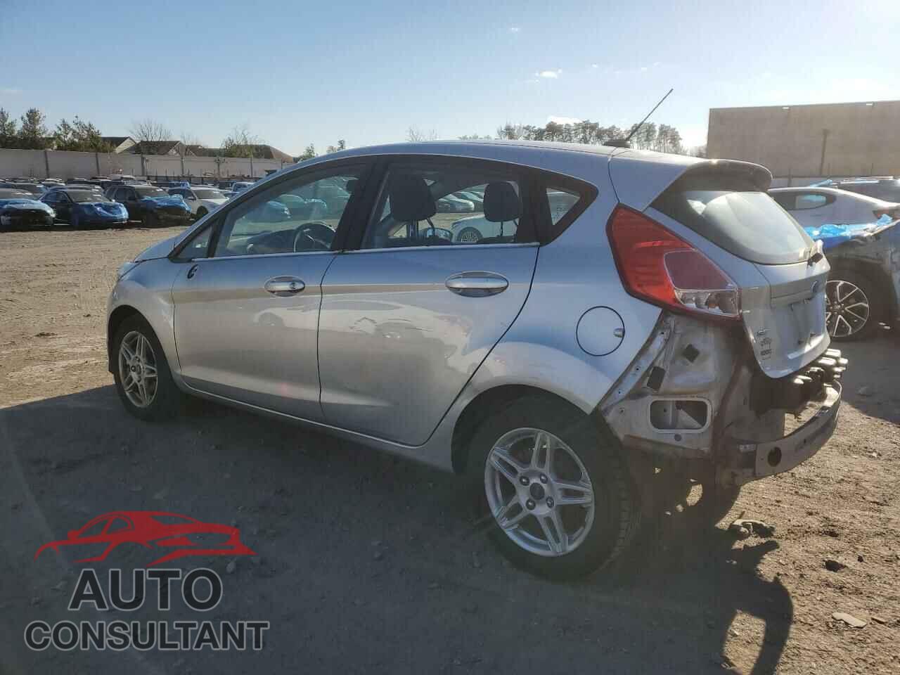 FORD FIESTA 2018 - 3FADP4EJ4JM101357