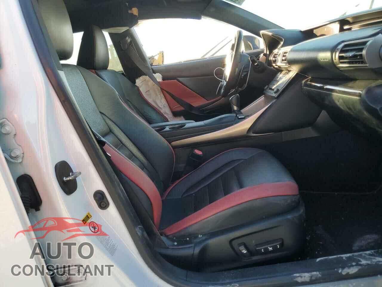LEXUS IS 2015 - JTHBF1D21F5065202