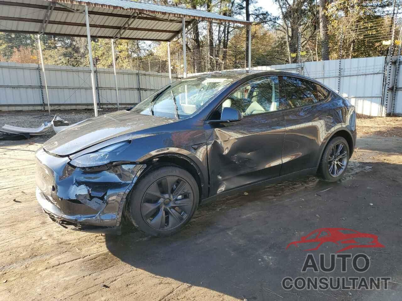 TESLA MODEL Y 2025 - 7SAYGAEE6SF214877