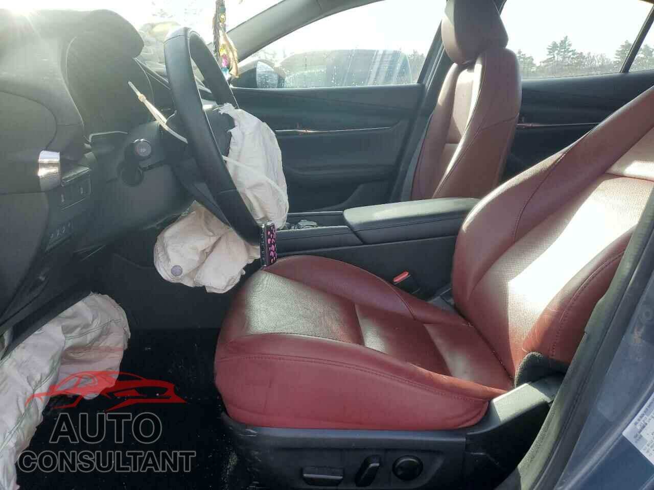 MAZDA 3 2023 - 3MZBPACM6PM383746