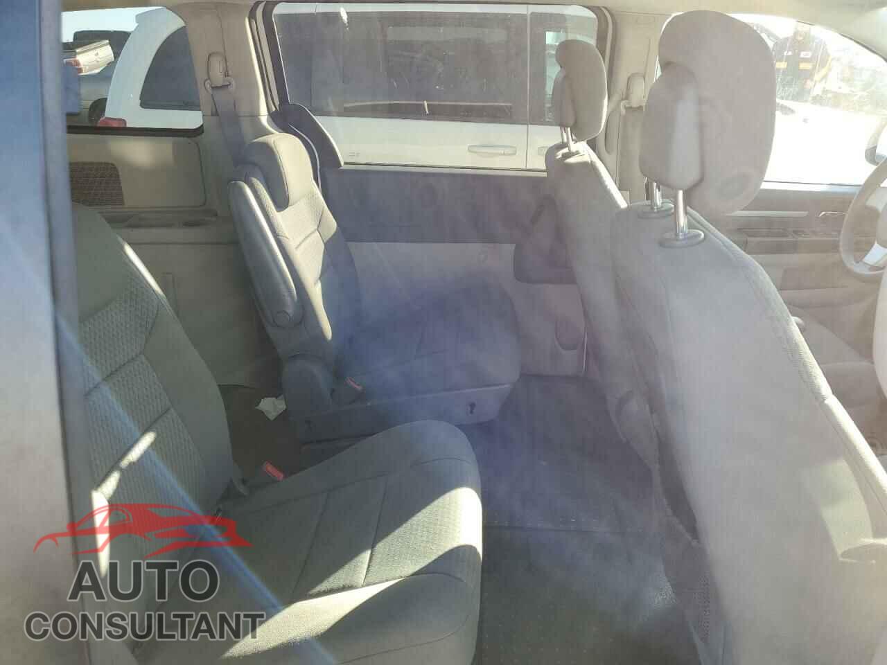 DODGE CARAVAN 2010 - 2D4RN4DE1AR292015