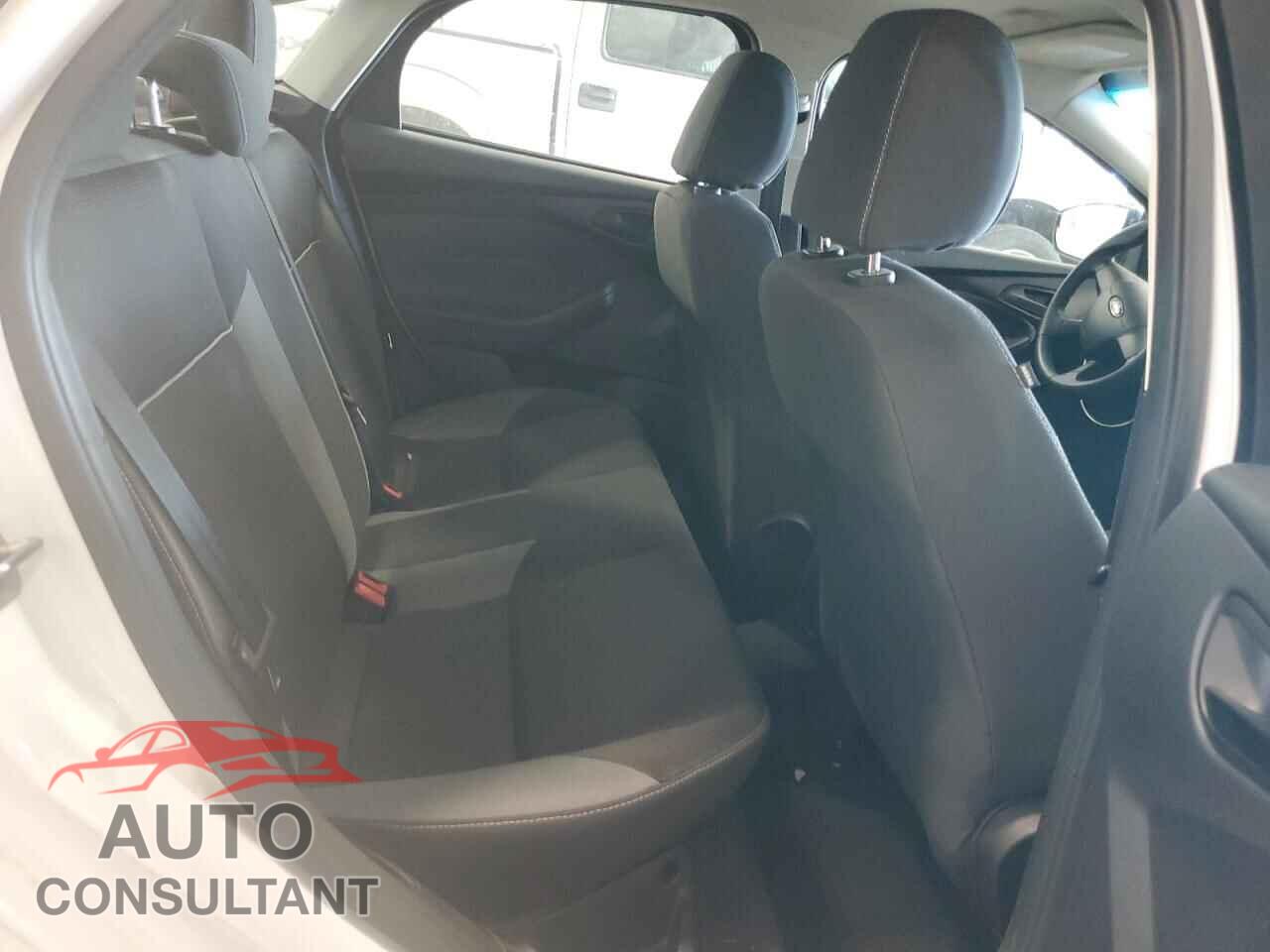 FORD FOCUS 2012 - 1FAHP3E22CL394071