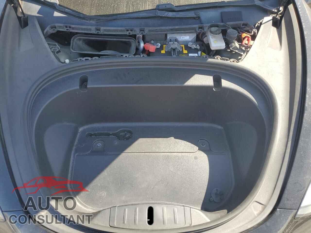 TESLA MODEL 3 2020 - 5YJ3E1EB2LF746602