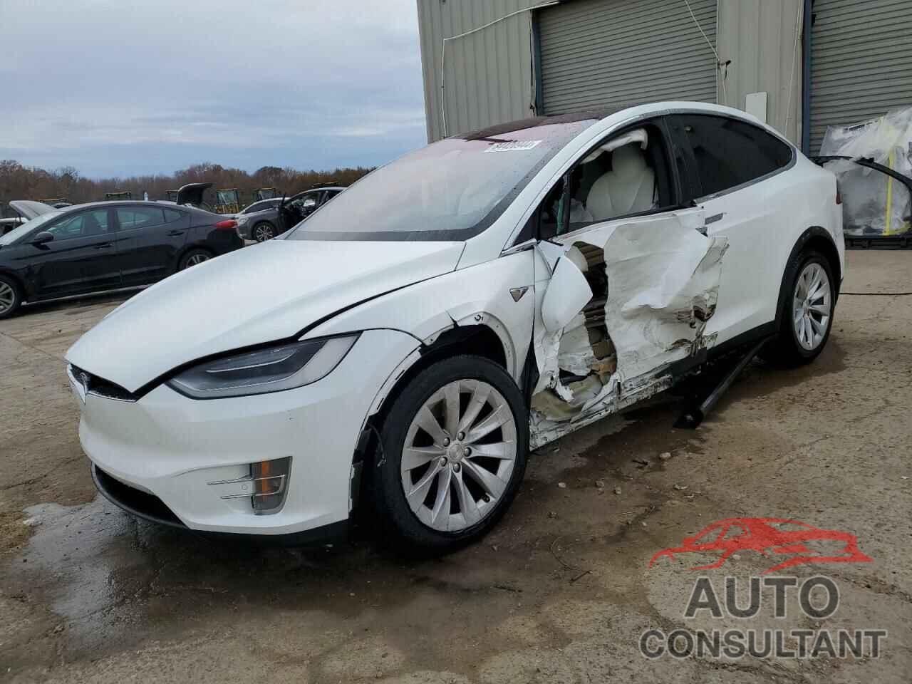 TESLA MODEL X 2020 - 5YJXCAE20LF237695