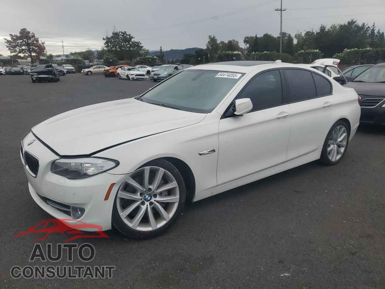 BMW 5 SERIES 2011 - WBAFR7C5XBC800383