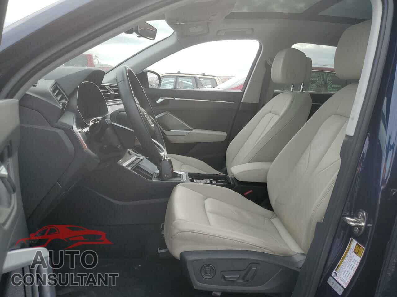 AUDI Q3 2020 - WA1AECF36L1096119