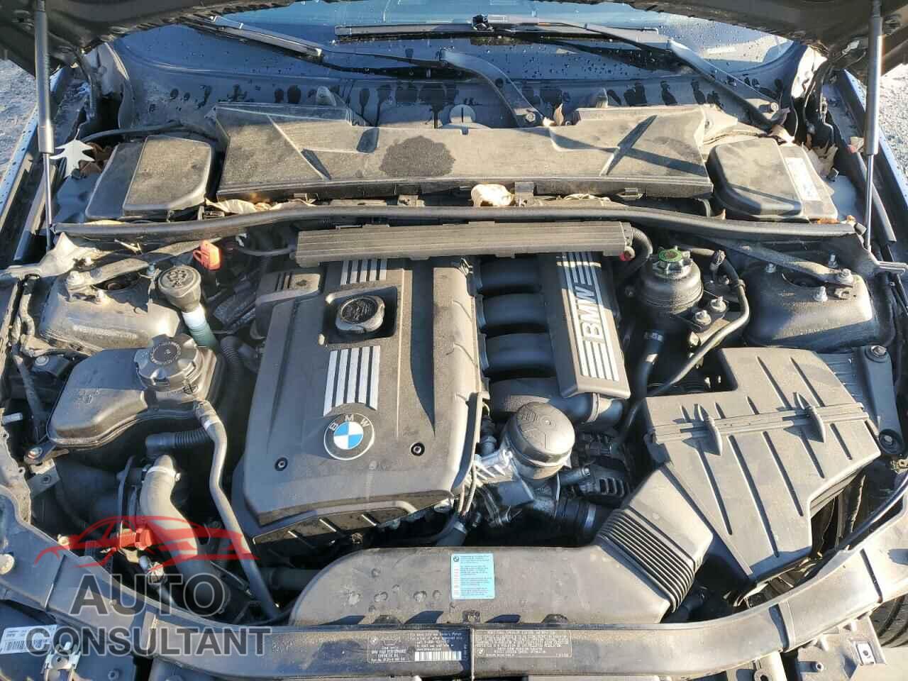 BMW 3 SERIES 2011 - WBAPH5G56BNM72423