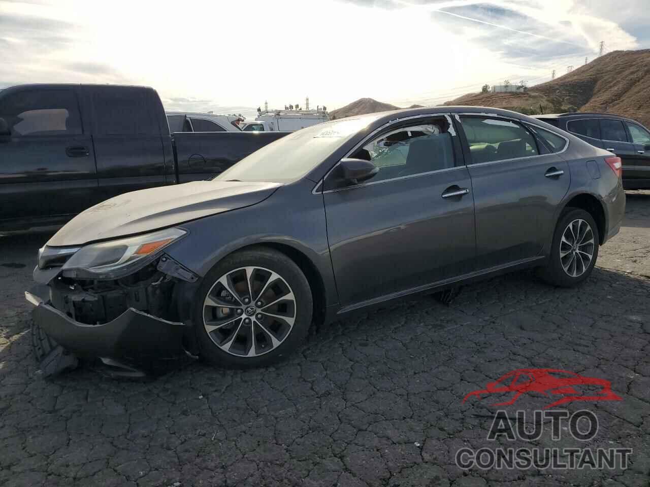 TOYOTA AVALON 2018 - 4T1BK1EB7JU284025