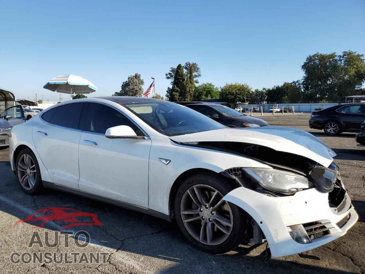 TESLA MODEL S 2016 - 5YJSA1E18GF130665