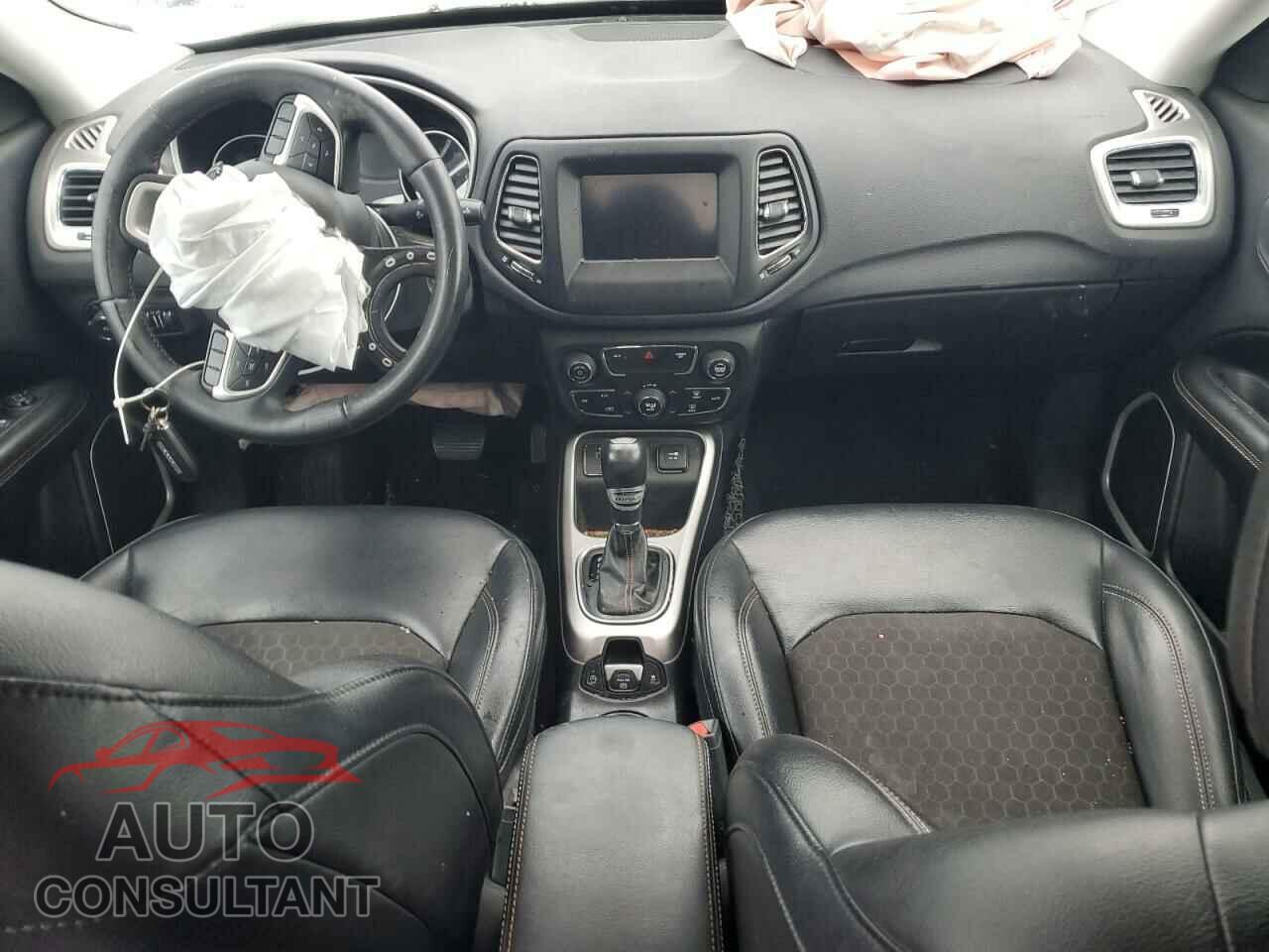 JEEP COMPASS 2017 - 3C4NJCBB3HT643167