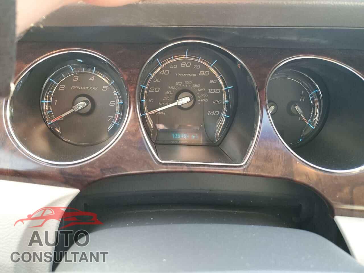 FORD TAURUS 2011 - 1FAHP2EW8BG124850