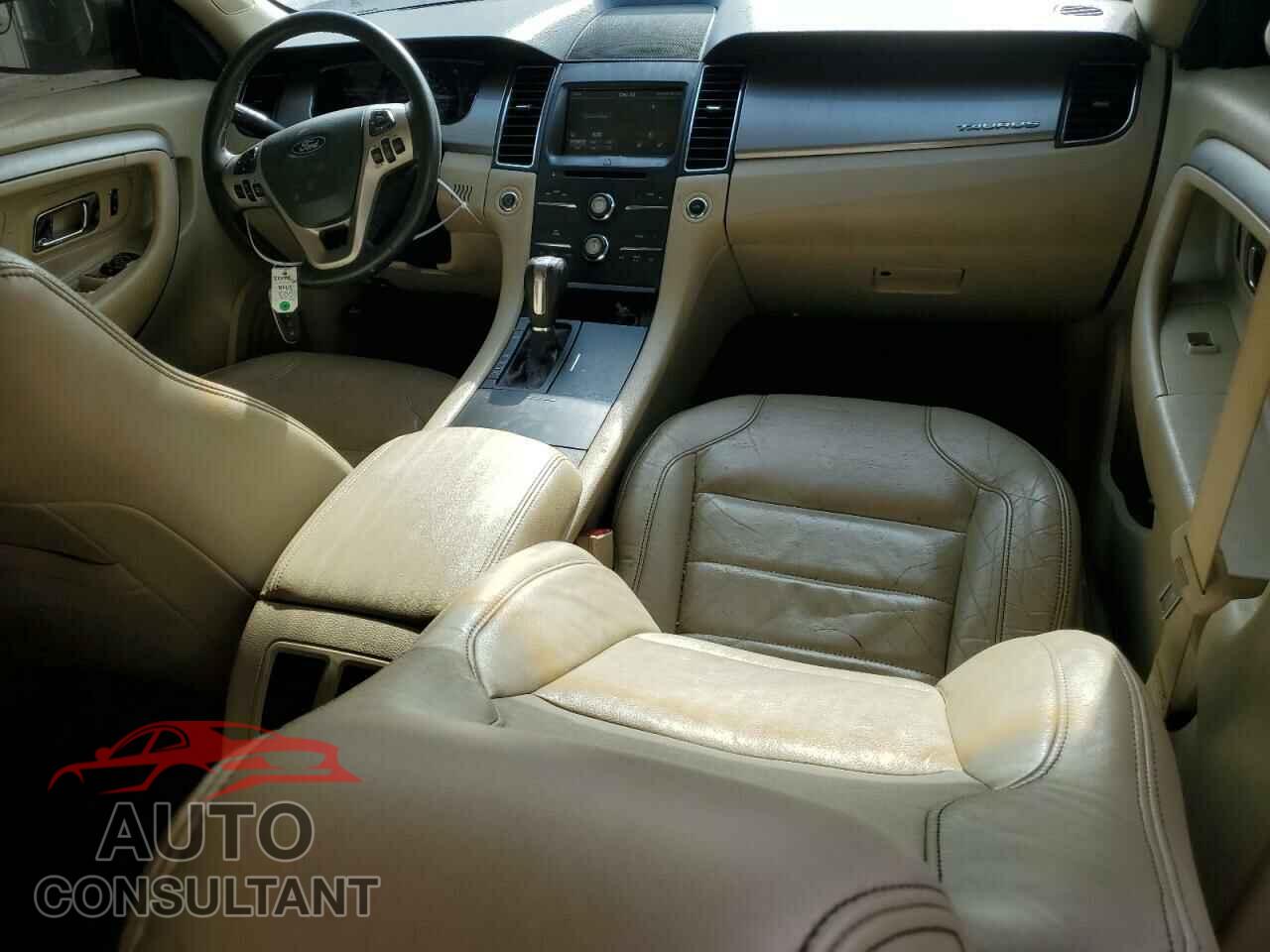 FORD TAURUS 2015 - 1FAHP2E89FG133080