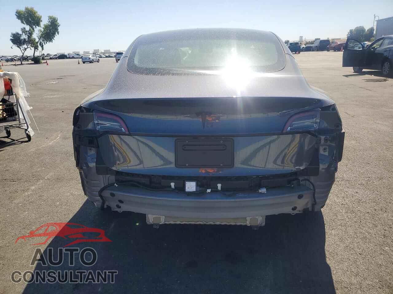 TESLA MODEL 3 2023 - 5YJ3E1EA0PF714695