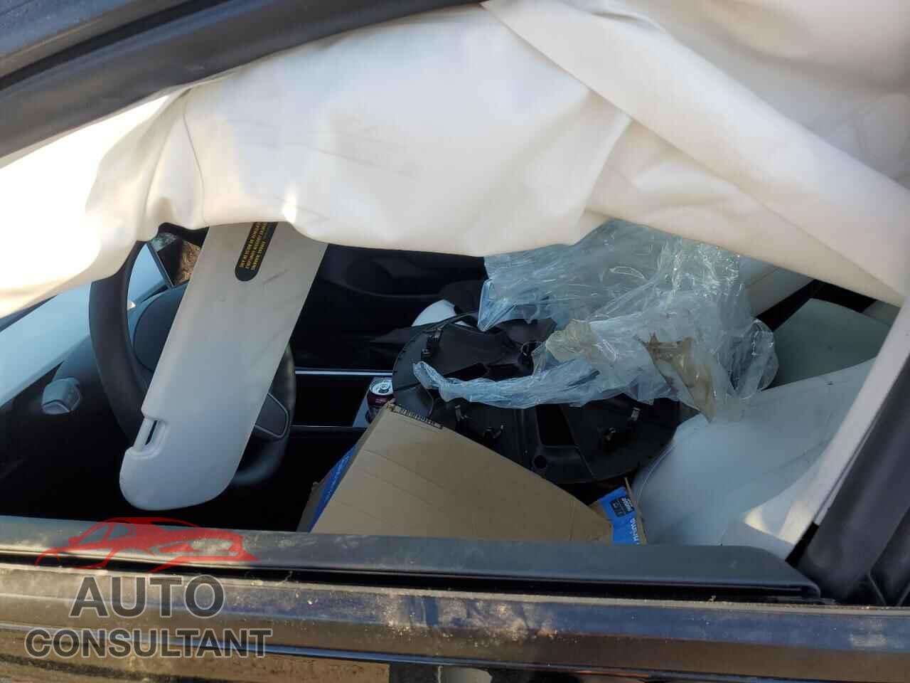 TESLA MODEL 3 2021 - 5YJ3E1EB1MF054672