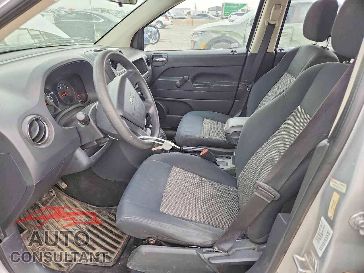 JEEP COMPASS 2010 - 1J4NF4FB9AD512655