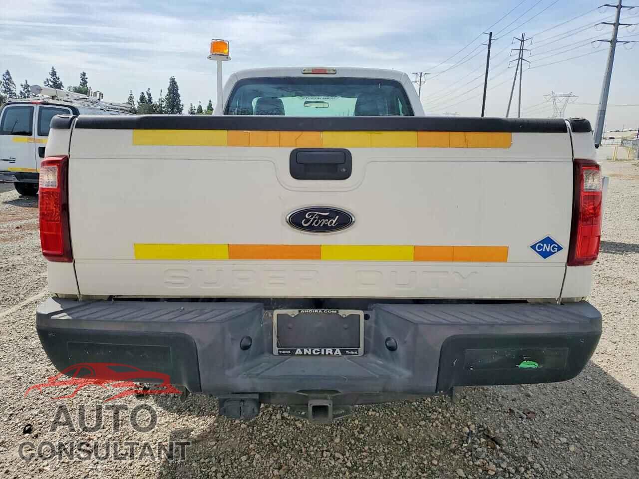 FORD F250 2013 - 1FTBF2A66DEB81880