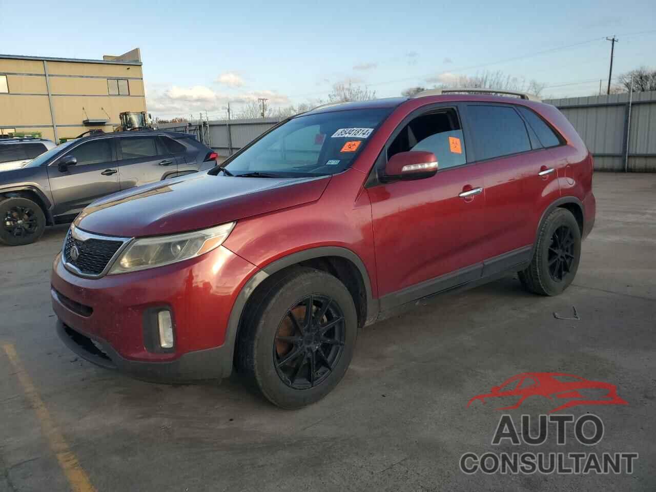 KIA SORENTO 2015 - 5XYKT3A67FG625888