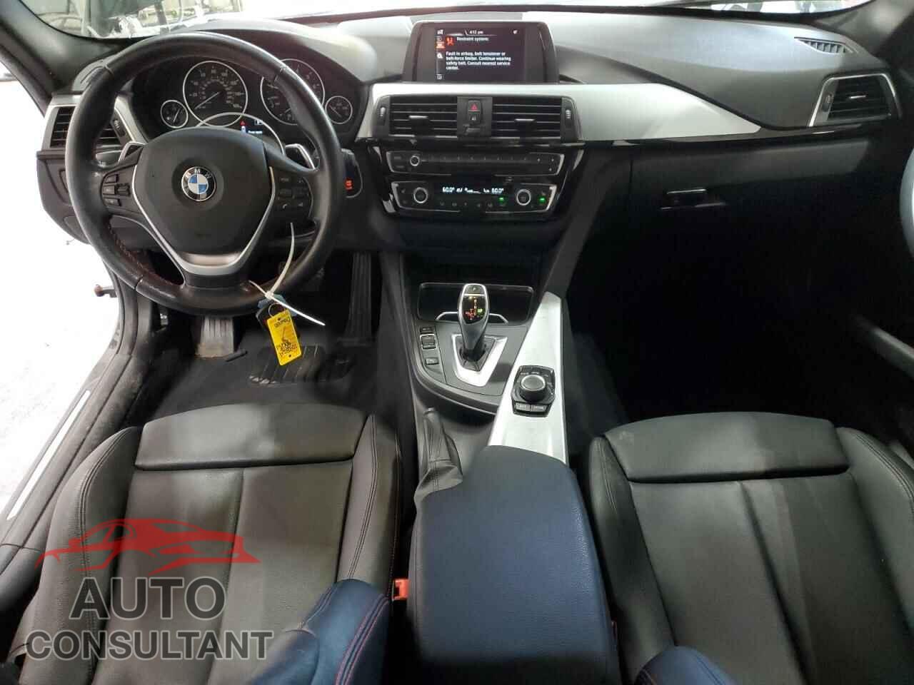 BMW 3 SERIES 2016 - WBA8E3G52GNU01664