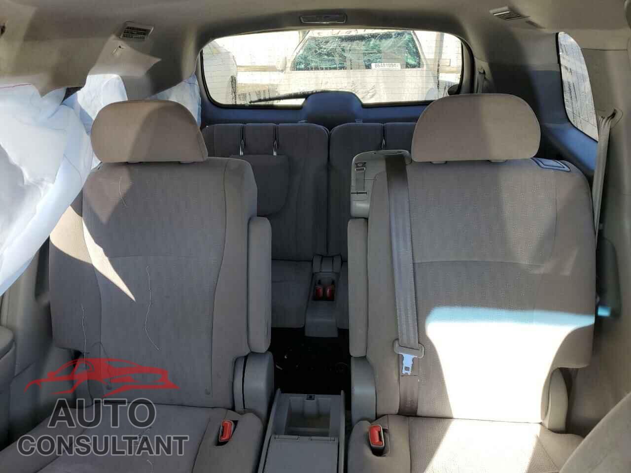 TOYOTA HIGHLANDER 2013 - 5TDBK3EH8DS223070