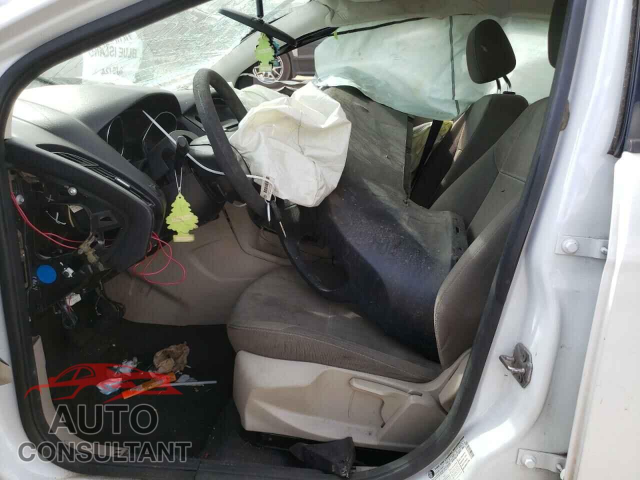 FORD FOCUS 2012 - 1FAHP3F21CL207224