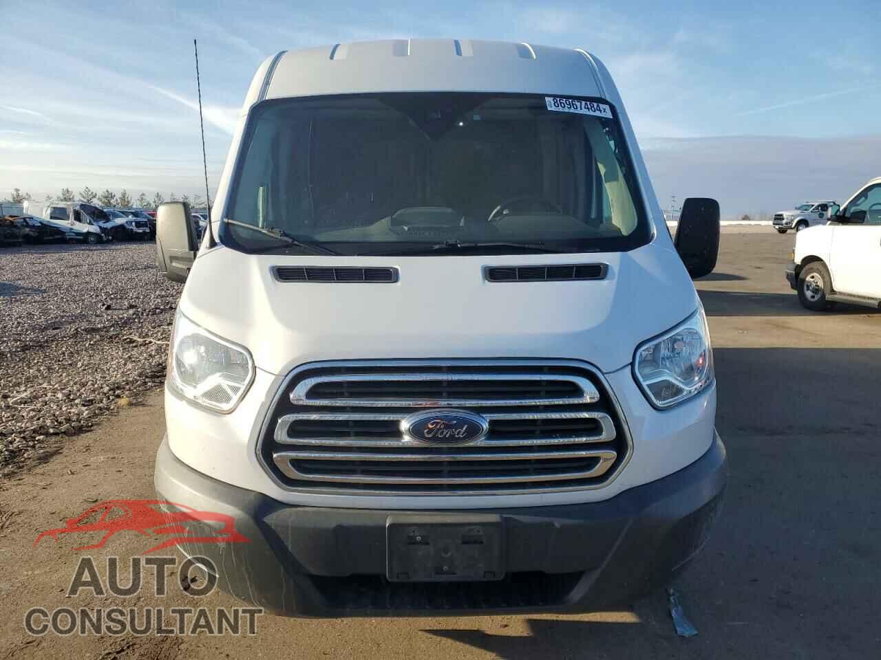 FORD TRANSIT 2015 - 1FTYR2CG3FKA15697