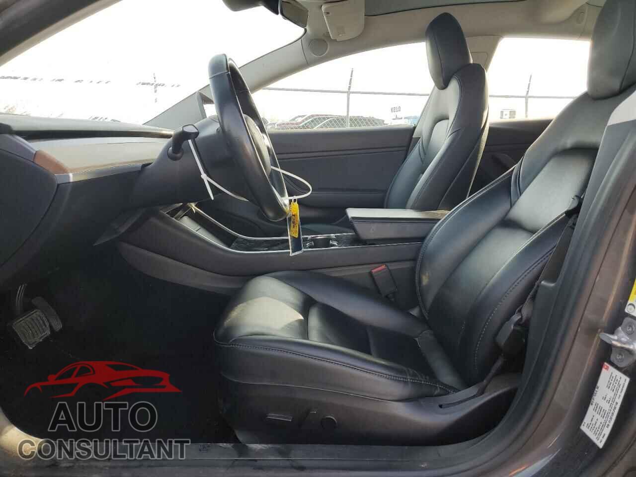 TESLA MODEL 3 2018 - 5YJ3E1EB1JF087148