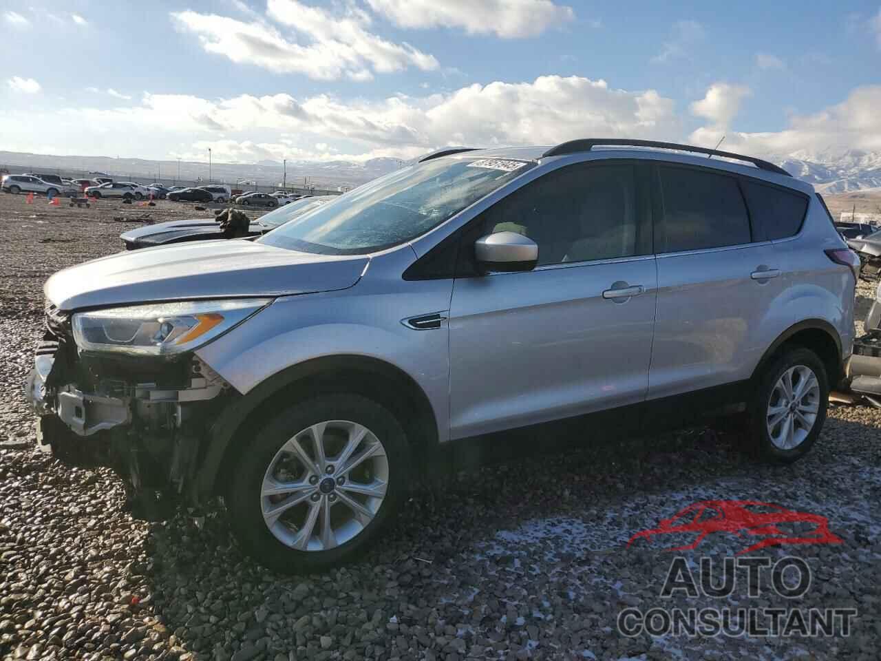 FORD ESCAPE 2017 - 1FMCU9GD5HUC25951