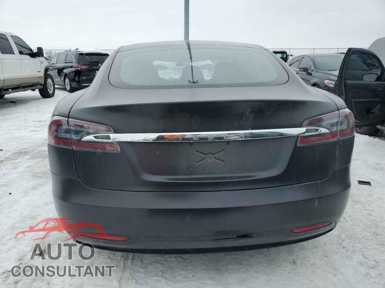 TESLA MODEL S 2019 - 5YJSA1E24KF338656