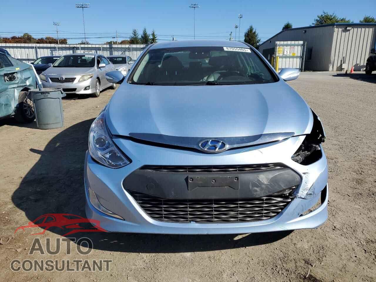 HYUNDAI SONATA 2012 - KMHEC4A41CA058537