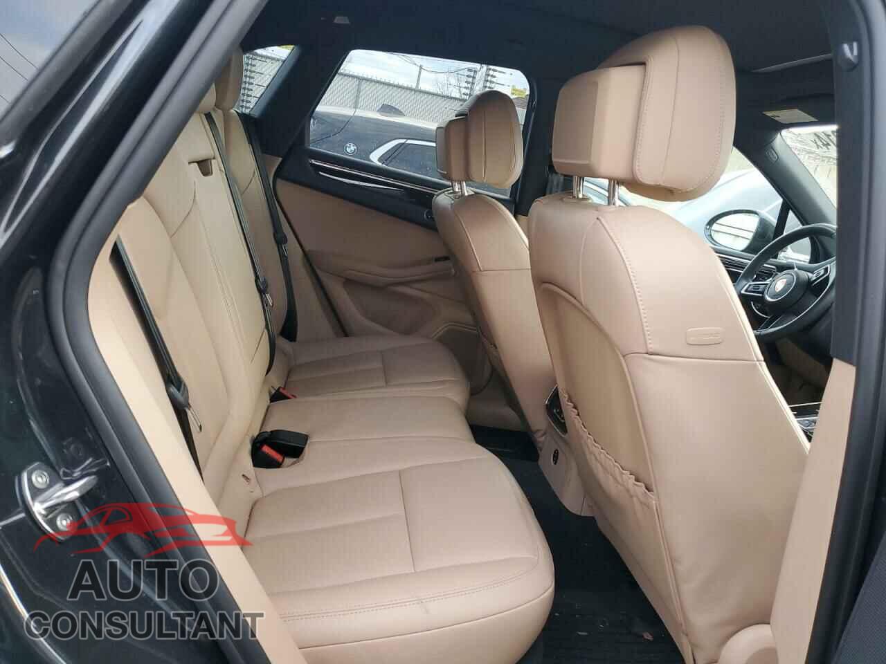 PORSCHE MACAN BASE 2024 - WP1AA2A51RLB10492
