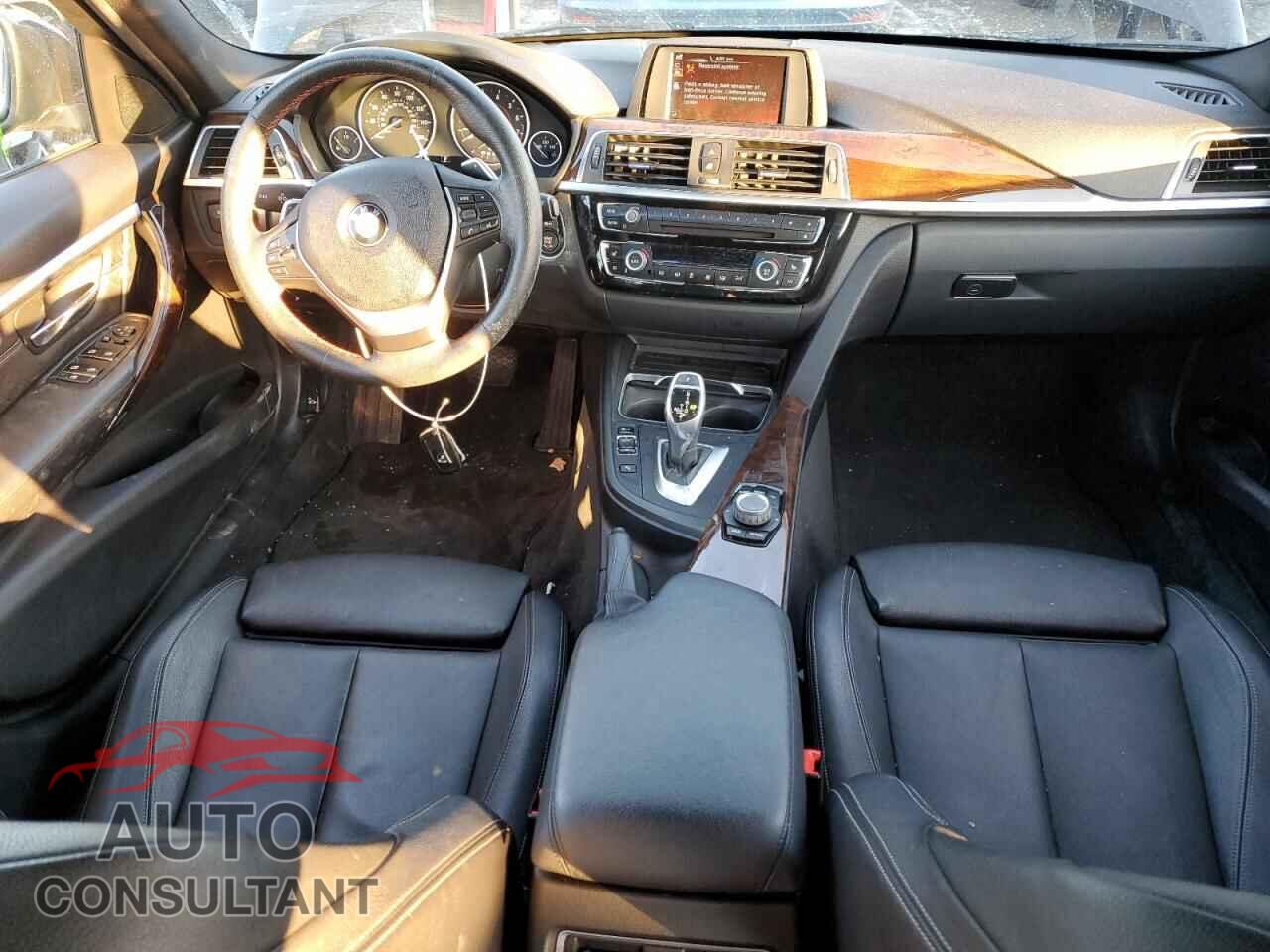 BMW 3 SERIES 2016 - WBA8E3G53GNT81036