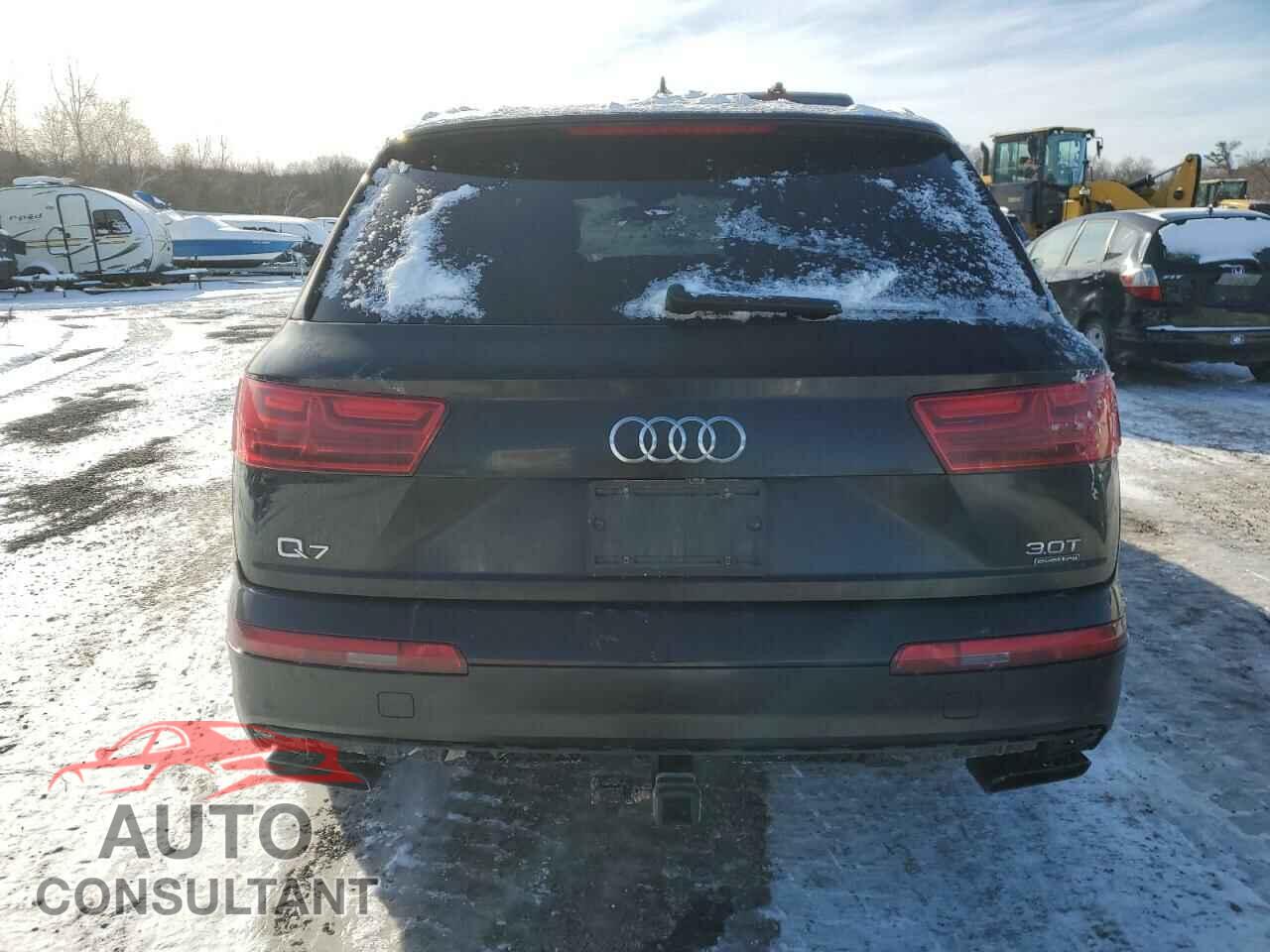 AUDI Q7 2017 - WA1VABF76HD010968