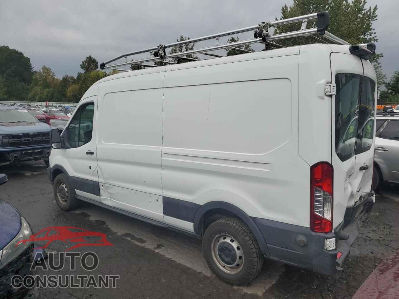FORD TRANSIT 2018 - 1FTYR2CG1JKA05629