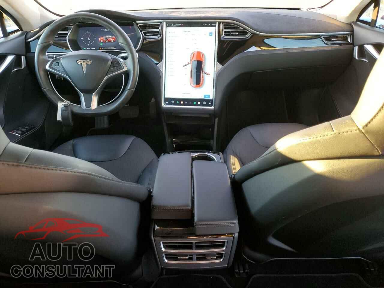 TESLA MODEL S 2015 - 5YJSA1E20FF120476