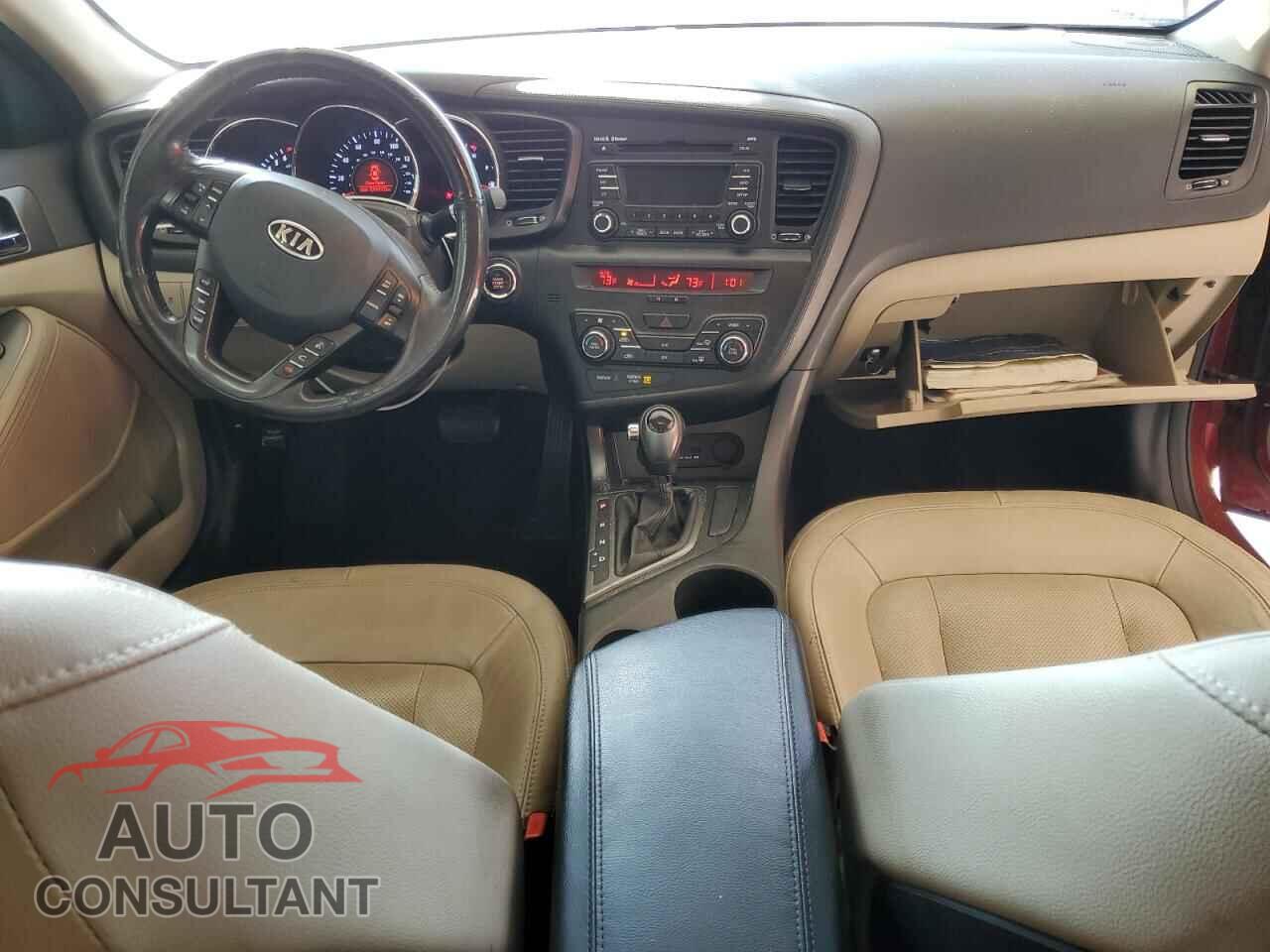 KIA OPTIMA 2011 - KNAGN4A77B5059360